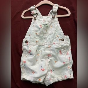 Oshkosh b’gosh overalls size 12M great condition